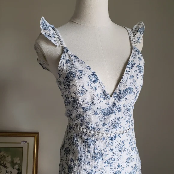 Minkpink Toile Floral Blue and White Open Back Mini Dress Small - Picture 2 of 11